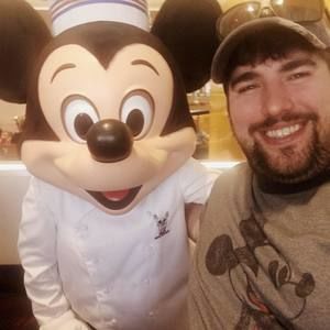 Meet your Posher, Adam